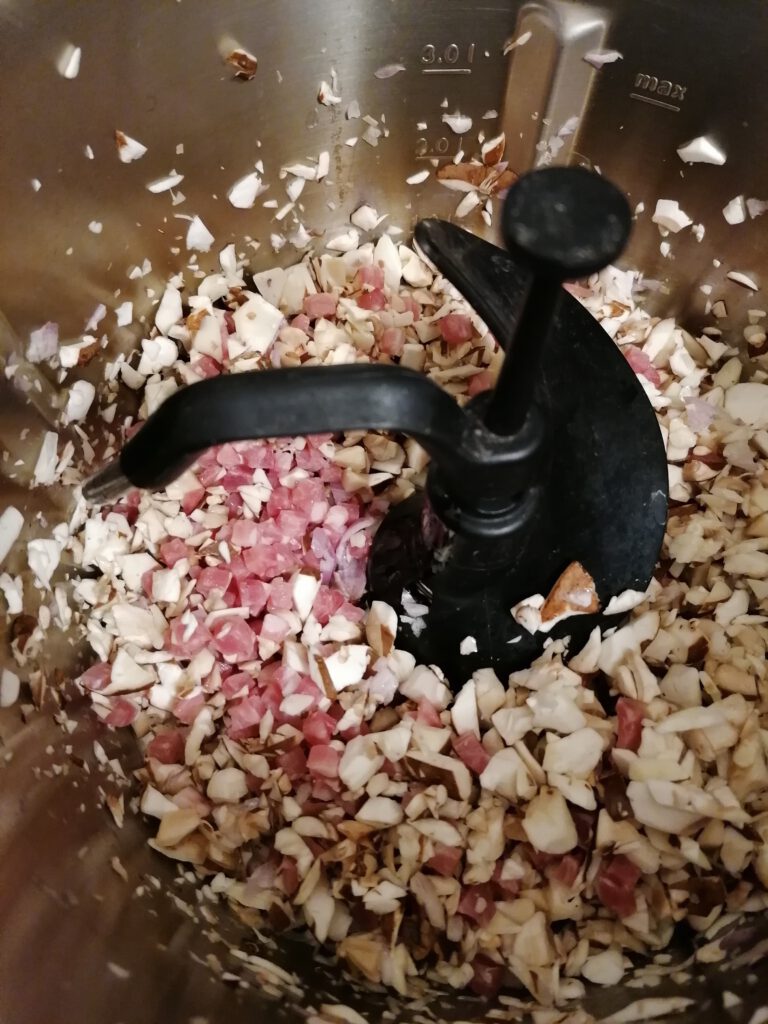 One-Cookit: Steinpilz-Tortellini mit Champignonsoße - Chiemseeblog ...